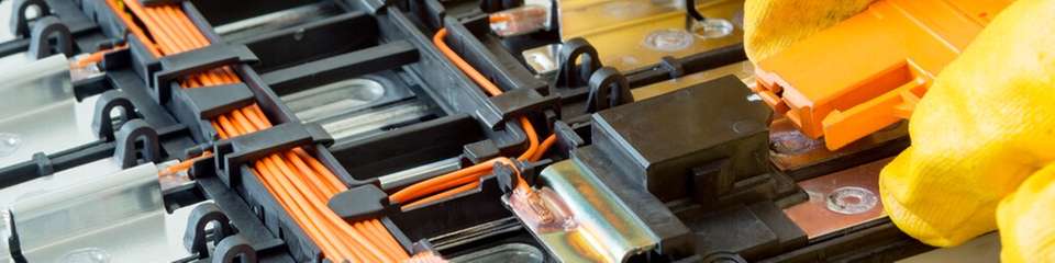 Um die Batterie im Falle eines Ausfalls zu schützen, werden Gleichstromunterbrecher benötigt.