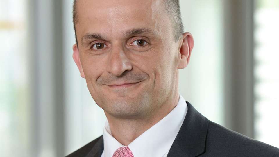Matthias Zink (46), Leiter des Unternehmensbereichs Getriebesysteme, wird mit Wirkung zum 1. Januar 2017 zum Mitglied des Vorstands bestellt.