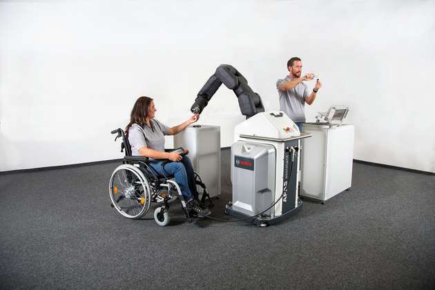 Mobile Produktionsassistenten können eingesetzt werden, um Menschen mit Behinderungen zu entlasten.