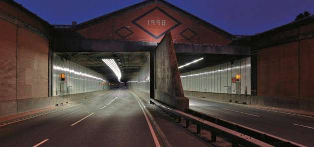 Wartungskosten senken und einen beachtlichen Betrag an Energiekosten einsparen im Meir Tunnel (Stoke-on-Trent, Großbritannien): http://www.lighting.philips.de/projects/meir_tunnel.wpd