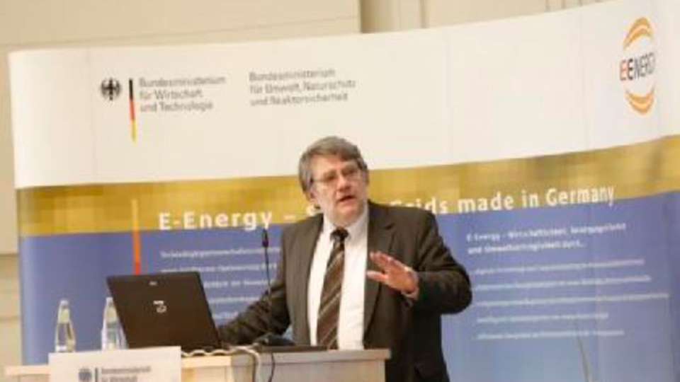
                        
                        
                          Ludwig Karg, Leiter E-Energy Begleitforschung: „Umbau der Energieversorgung ist möglich.“ 
                        
                      