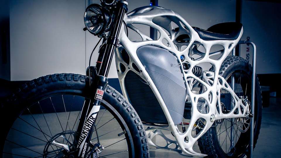 Um einen besonders leichten Rahmen für das E-Motorrad zu erhalten, setzte die Airbustochter APWorks auf die Herstellung mittels 3D-Druck.