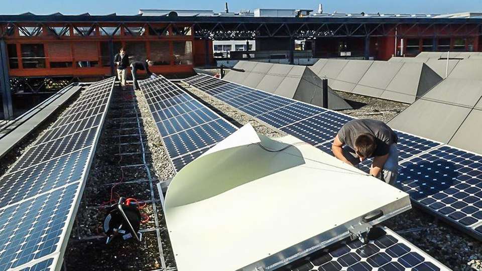 Ein Präzisions-LED-Flasher misst nach Unternehmensangaben erstmals die Solarmodulleistung von PV-Anlagen im Feld in Laborqualität.