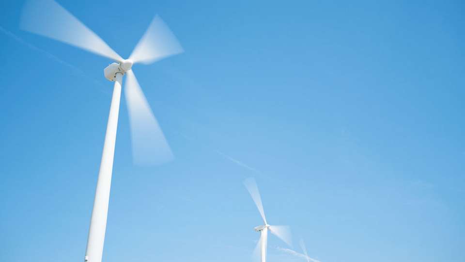 Seit mehr als 30 Jahren liefert TWK Produkte an die Windbranche. Zudem bietet das Unternehmen Safety-Sensoren an, die den steigenden Anforderungen wie SIL2 nachkommen.