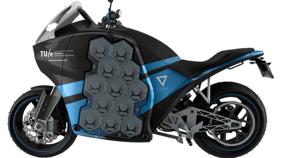 Elektro-Tourenmotorrad „Storm Wave“ geht mit der Technologie von TE Connectivity auf Weltumrundung. 