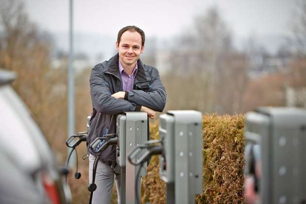 Stefan Gottschalk hat als Projektverantwortlicher des Blomberger Facility Management Engineering den Parkplatz geplant und errichtet.