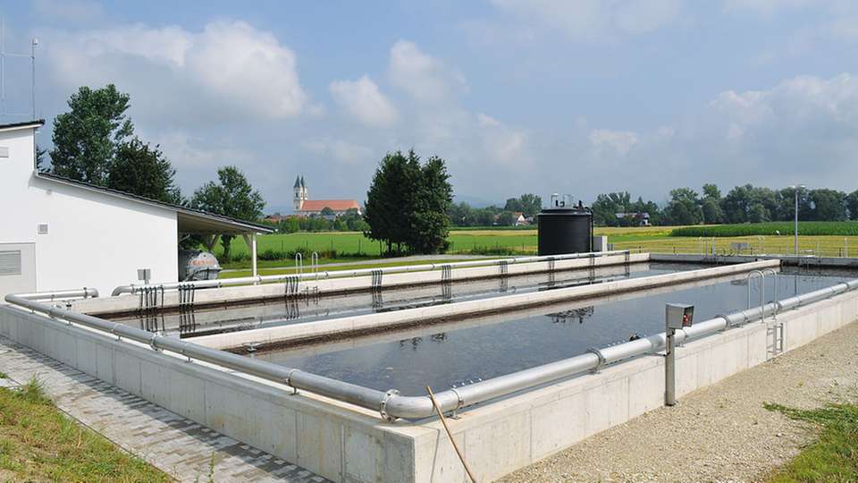 Unkonventionelle Wärmequelle: Die Nutzung von Abwasserwärme ist noch wenig verbreitet, hat aber Potenzial. Allein in Deutschland gibt es knapp 10.000 kommunale Abwasserreinigungsanlagen.