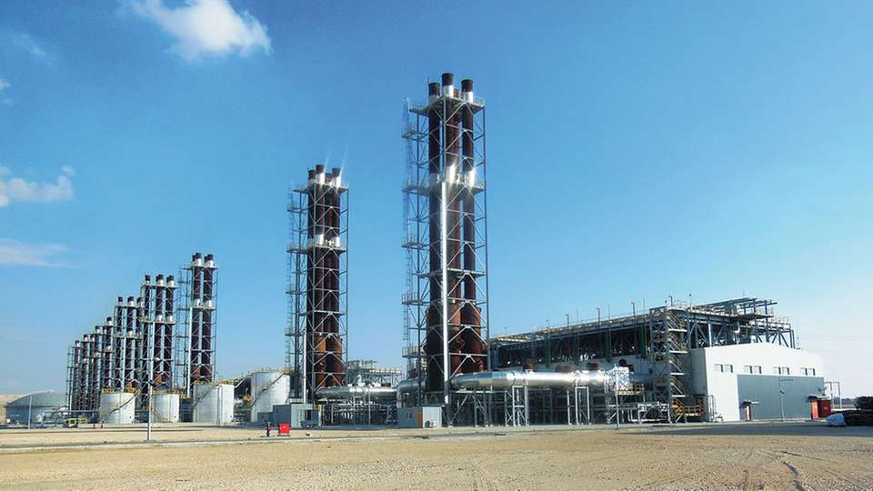 Rekordkraftwerk: Das Motorenkraftwerk IPP3 in Jordanien deckt mit 38 Motoren von Wärtsilä Bedarfsspitzen und ist brennstoffflexibel.