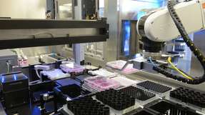 Der Einsatz von Robotern minimiert das Fehlerrisiko bei der Kultivierung von Stammzellen.