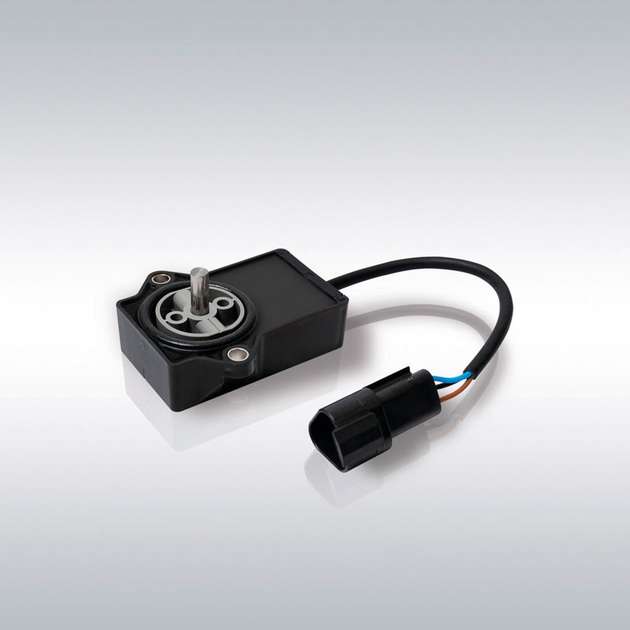 Der verschleißfreie Drehgeber QR20 wird mit Kabel angeboten, aber auch mit Deutsch-, AMP- oder M12-Steckverbinder.
