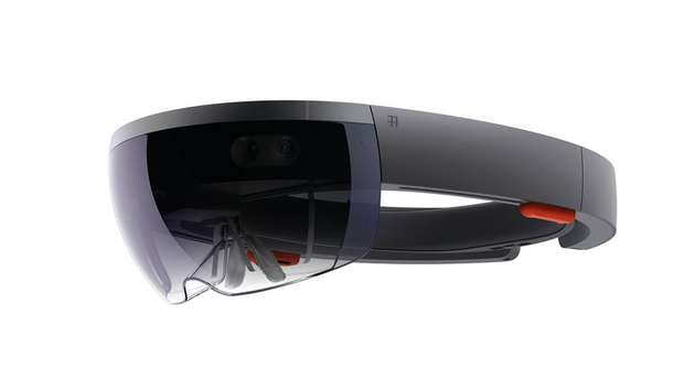 Die Microsoft HoloLens zählt zu den bekannten Vertretern von AR-Brillen.