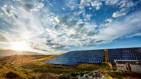 Aus dem Solarwatt-Produktportfolio bietet Bayernwerk neben dem Stromspeicher My Reserve auch den Energy Manager an.