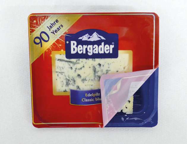 Schon kleinste Verunreinigungen oder Beschädigungen können zu undichten Verpackungen und damit zum Verderben des Käses führen.