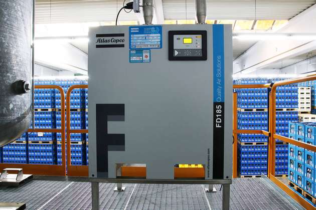 Der Kältetrockner FD 185 bereitet die Druckluft für einen Drucktaupunkt von 3 °C auf.
