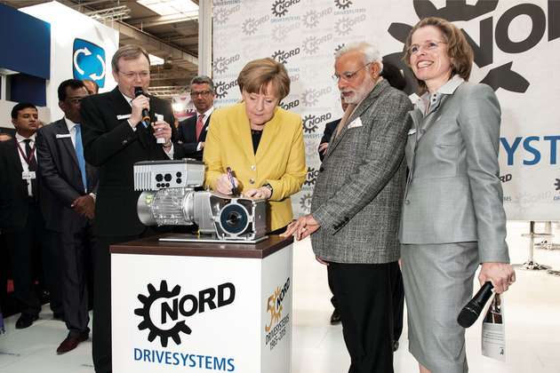 Angela Merkel zählte zu den Gratulanten auf der Hannover Messe.