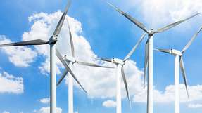 Einen leichten Zuwachs gegenüber dem Vorjahreszeitraum gab es bei der Stromerzeugung aus Photovoltaikanlagen, die Erzeugung aus Windenergie hingegen ging zurück.