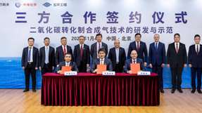 Vertragsunterzeichung der gemeinsamen Entwicklungsvereinbarung von BASF, China BlueChemical und Wuhuan Engineering