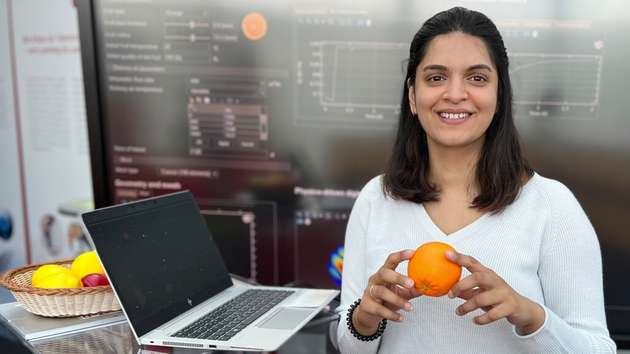 Empa-Forscherin Chandrima Shrivastava arbeitet mit digitalen Zitrus-Zwillingen gegen Lebensmittelverschwendung.