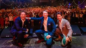 Die CEOs der Netzsch-Gruppe – von links: Jens Niessner, Paul Netzsch und Moritz Netzsch - sind stolz auf ihre globale Mannschaft.