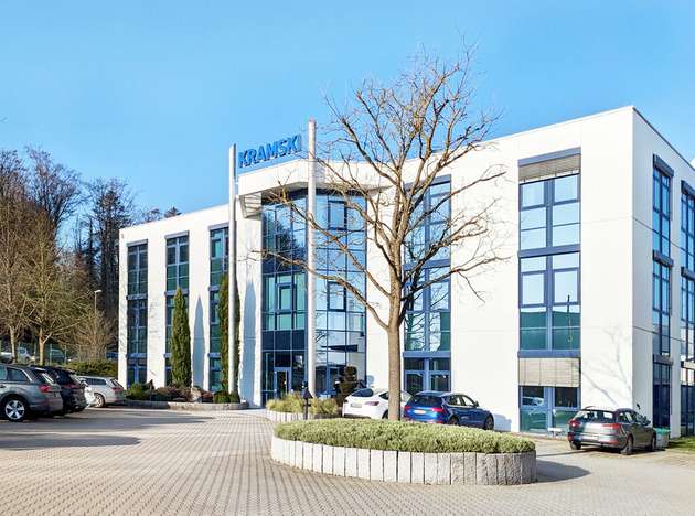 Die KRAMSKI GmbH mit Hauptsitz in Pforzheim fertigt anspruchsvolle Stanz- und Hybridteile, zum Beispiel Steckverbinder für die Automobilindustrie – jetzt auch mit Inline-Prozessüberwachung von Kistler 