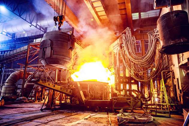 Die Stahlherstellung ist sehr energieintensiv. Dabei werden die Öfen mit herkömmlichen Erdgas betrieben. Doch auch hier könnte Wasserstoff eine Alternative sein.