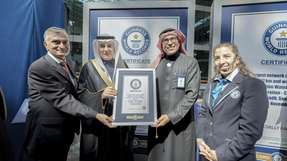 Das Unternehmen Bahri Desalination erhält Guinness-Weltrekord für größte schwimmende Entsalzungsanlage auf einem Lastschiff.