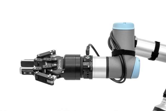 Ausgelegt ist der SensOne T5 für kollaborative Roboter mit einer Nutzlast von bis zu 5 kg. Hier ist er an einem Greifarm montiert.