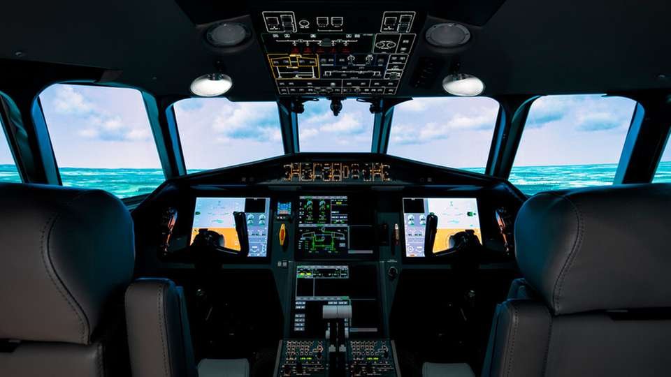 Das ISTAR-Simulatorcockpit bildet die logische Ergänzung zum DLR-Forschungsflugzeug ISTAR und erweitert das Simulatorzentrum AVES um ein Cockpit aus dem Bereich der Businessjets.