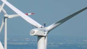 In der sich rasant entwickelnden Welt der erneuerbaren Energien steht TÜV Süd an vorderster Front, um moderne Lösungen für Windenergie, Photovoltaik und Wasserstofftechnologie zu bieten.