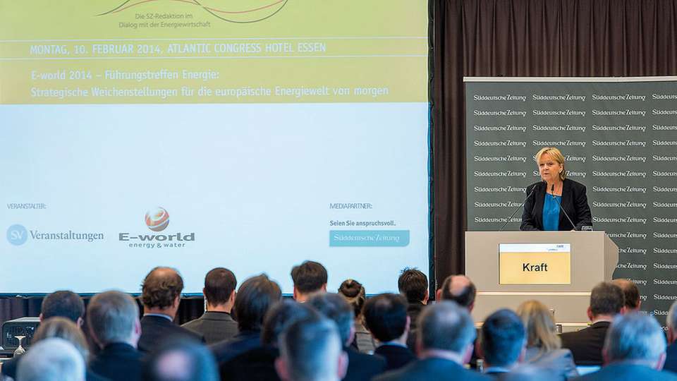 Hannelore Kraft, Ministerpräsidentin in Nordrhein-Westfalen, beim Führungstreffen Energie
