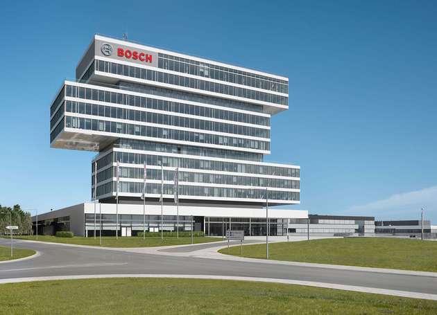 Hochhaus im neu eröffneten Bosch-Forschungscampus.