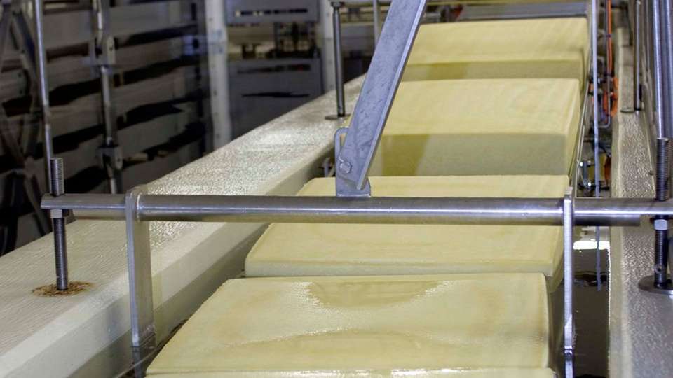 Bei der Käserei Goldsteig sorgt ein Schraubengebläse für eine wesentlich energiesparendere Abwasseraufbereitung. 
