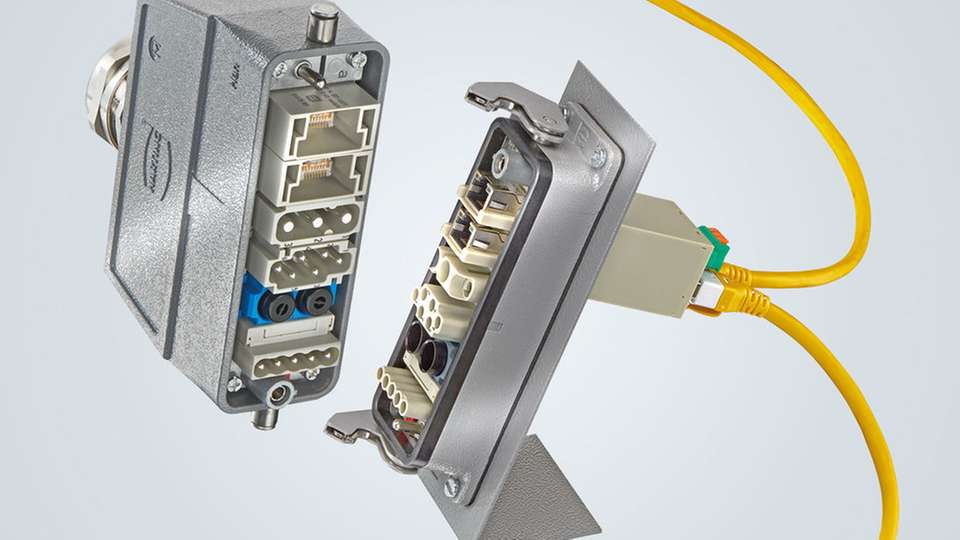 Han-Modular Switch US4 im modularen Steckverbinder, der Leistungen bis 40 A, Signale und Druckluft überträgt.