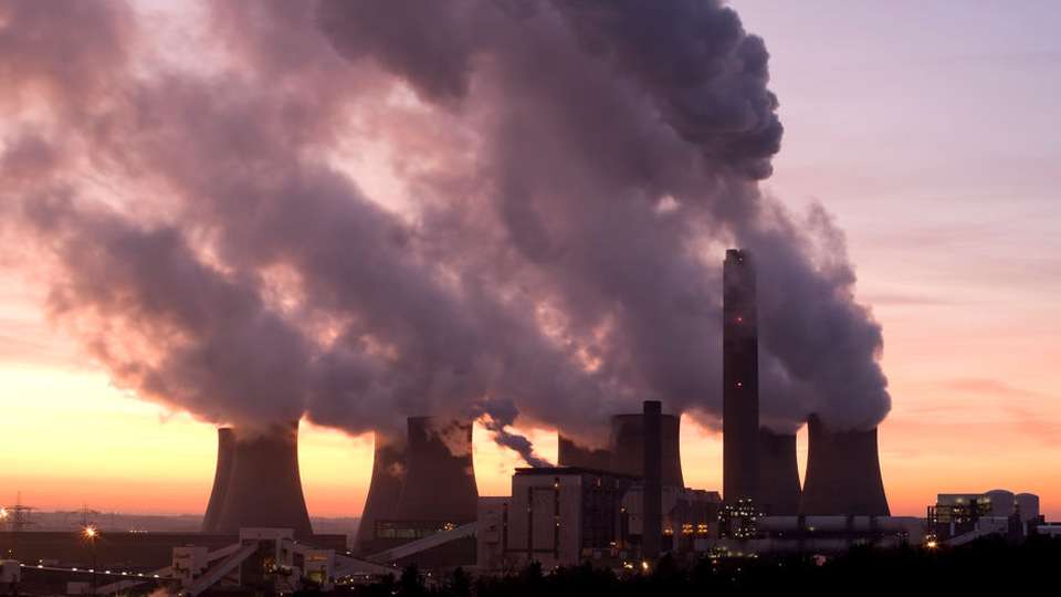 Umweltverschmutzer Kohlekraftwerk: In Paris wurde der Abschied von fossilen Energien beschlossen.