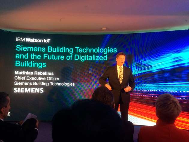 Partner aus der Industrie, wie Matthias Rebellius von Siemens, legten dar, welche Anknüpfungspunkte es für die Zusammenarbeit mit IBM gibt.
