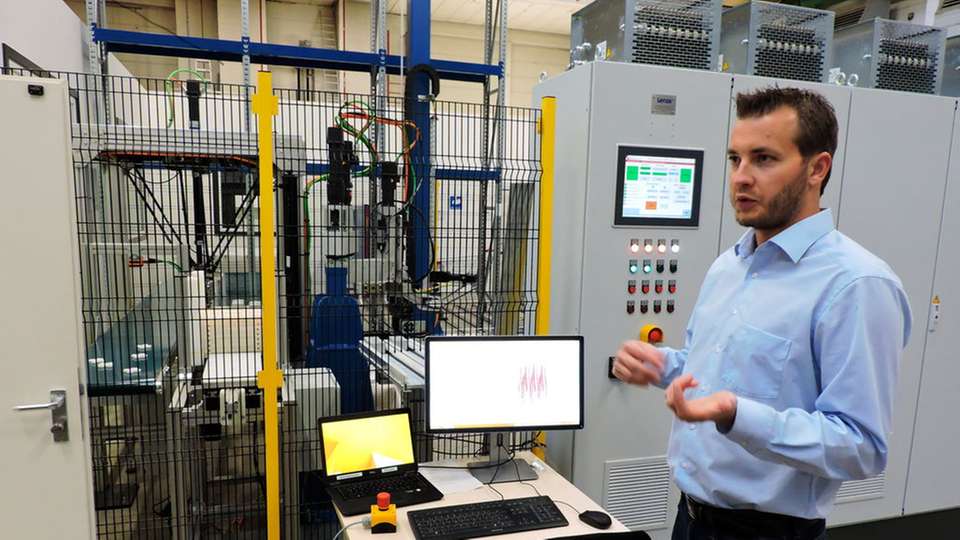 Am  Institut für Mechatronische Systeme (imes) in Hannover kann man jetzt mit neuer Industrietechnik arbeiten.