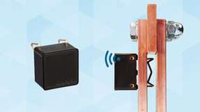 Energieautark: An die Schienen geklemmt erhält der MNode-Sensor seine Energie aus dem magnetischen Wechselfeld des stromführenden Leiters und hilft Unfälle und Betriebsunterbrechungen im Vorfeld zu verhindern. 