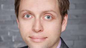 Alexander Czechowicz war Speaker auf der INDUSTRY.forward Expo. Sein Thema: „Bis zu 90% leichtere Antriebstechnik mit smarten Materialien“.