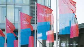 Auf der Hannover Messe versammeln sich rund 4.000 ausstellende Unternehmen aus dem Maschinenbau, der Elektro- und Digitalindustrie sowie der Energiewirtschaft, um Lösungen für eine wettbewerbsfähige und nachhaltige Industrie zu präsentieren.