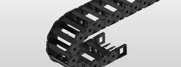 Die Heluchain Plastic Link 4-45 verfügt unter anderem über ein modulares Trennstegsystem, das ein beidseitiges Öffnen der Kette erlaubt.
