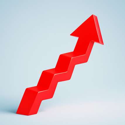 Je konkreter die Ziele ausformuliert sind, die binnen ein bis anderthalb Jahren realistisch erreichbar sind, desto erfolgreicher gelingt der KI-Start in Unternehmen.
