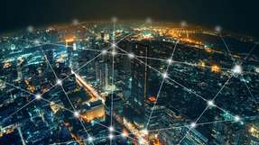 Für Städte ist LoRaWAN ein echter Wegbereiter: Der Funkstandard ermöglicht es, tausende Sensoren und Geräte kostengünstig und flächendeckend zu vernetzen. 