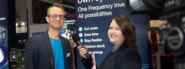 Dirk Fedder, CEO bei Kostal Drives Technology, im Interview mit der roten Couch.