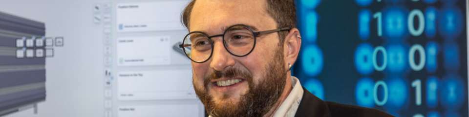 Michael Bautz, Head of Product Management Automation bei Lütze, im Interview mit der Roten Couch