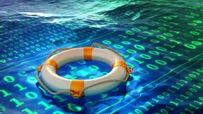 Wenn eine Maschine für die Arbeitsfähigkeit eines Betriebes zentral ist, man auf die Lieferung einer Ersatzmaschine aber beispielsweise mindestens sechs Wochen warten muss, rechnen sich die Kosten einer Datenrettung.