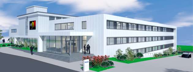 Der geplante Neubau in Dürmentingen soll zusätzliche Produktions- und Büroflächen schaffen und die Voraussetzungen für weiteres Wachstum sowie mehr Automatisierung am Standort verbessern.