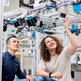 Auf der Vision präsenteiert Sick unter anderem seine Kameralösungen, sowie 2D- und 3D-Sensoren und KI-Lösungen.
