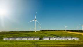 Eine kombination aus erneuerbaren Energien und einem weitreichenden Netz von Energiespeichern soll Australien künftig vor Blackouts schützen.