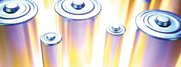 Die in der Studie entwickelten Materialien erreichen bereits jetzt eine Anfangseffizienz von 82 Prozent – ohne Beschichtung liegt sie bei 18 Prozent.