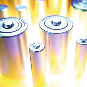 Die in der Studie entwickelten Materialien erreichen bereits jetzt eine Anfangseffizienz von 82 Prozent – ohne Beschichtung liegt sie bei 18 Prozent.